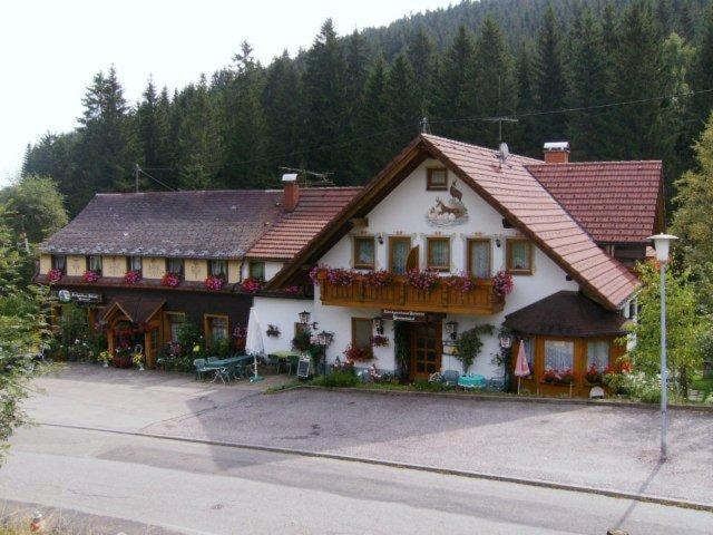 ホテル Landgasthaus Gemsennest フェルトベルク エクステリア 写真