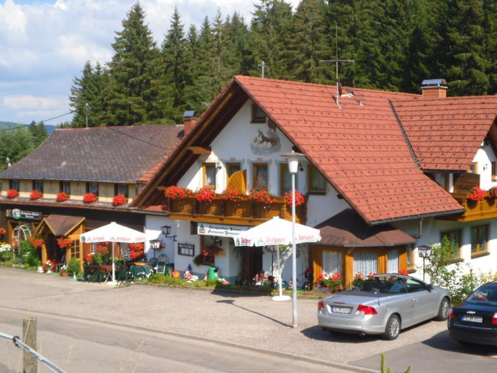 ホテル Landgasthaus Gemsennest フェルトベルク エクステリア 写真